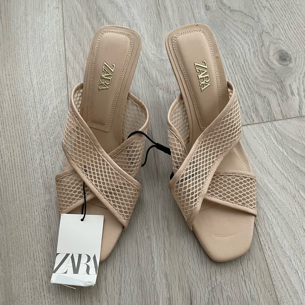 Zara brand new tan sandals sz 38